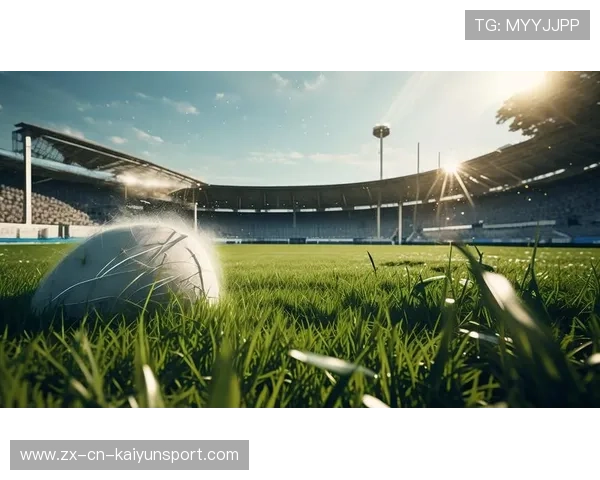 克瓦拉茨赫利亚内切劲射，皮球直入球门上角——点燃绿茵激情的瞬间