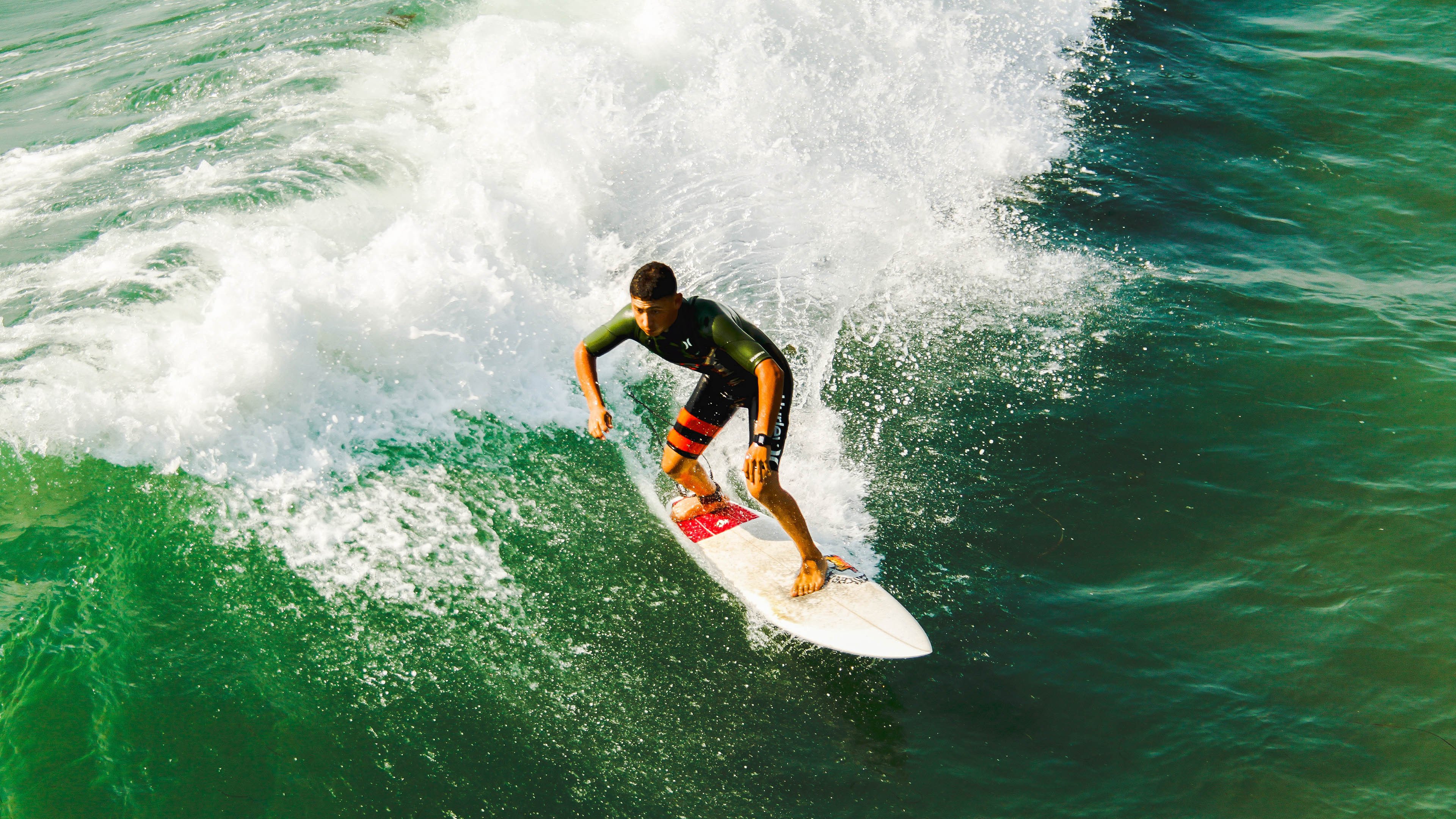 意甲“中途追赶”:那不勒斯能否持续领跑?